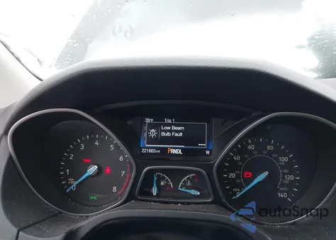 2016 Ford Focus Se z USA, uszkodzony, nr VIN 1FADP3F2XGL269144